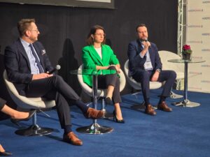 panele dyskusyjne-24