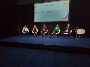 panele dyskusyjne-29