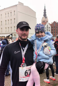 3c70f048-d843-4607-9a7d-18f2574ee5f6